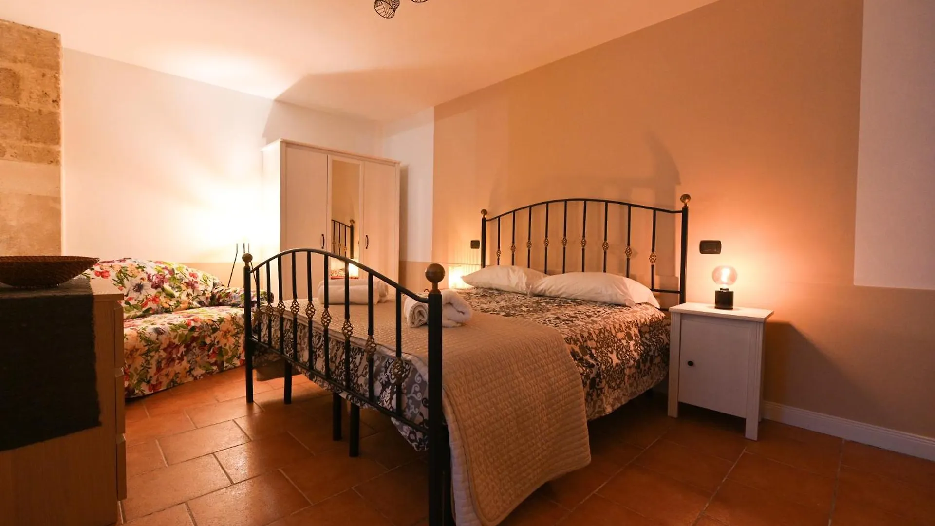 Casa France\' - Affitti Brevi Italia contacts
